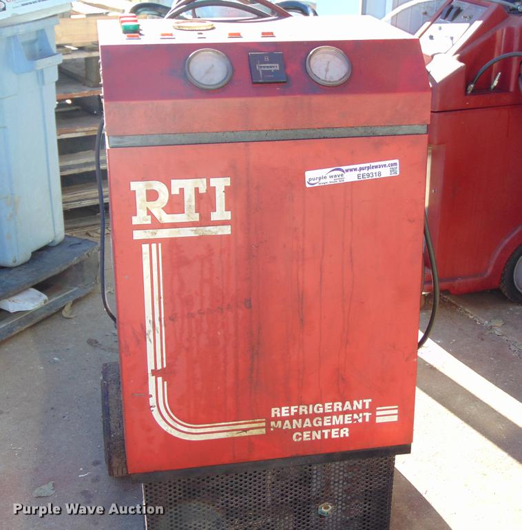 image for item EE9318 RTI RRC770 refrigerant recovery unit