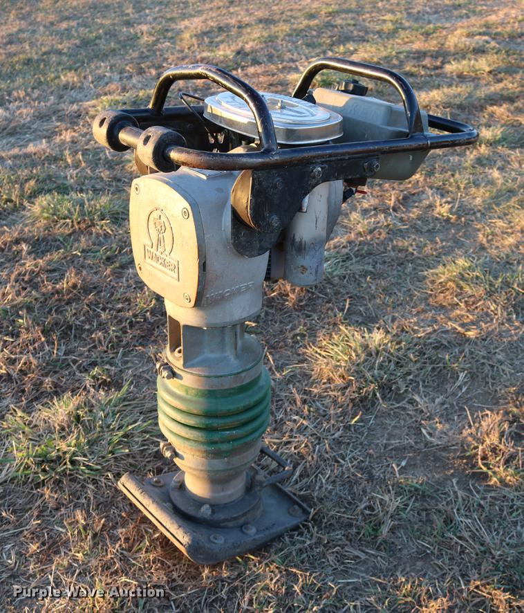 image for item EE9904 1997 Wacker BS604 rammer