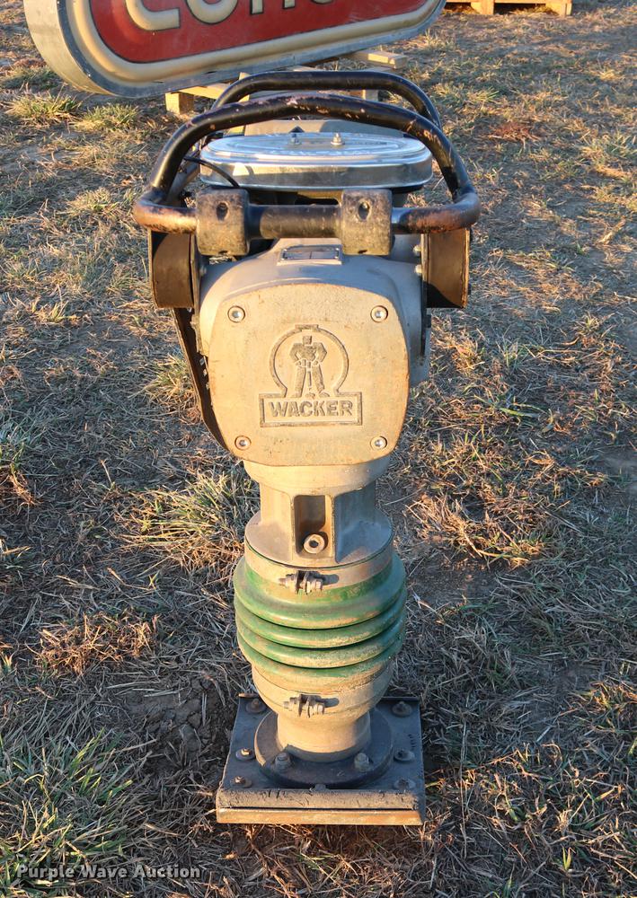 image for item EE9904 1997 Wacker BS604 rammer