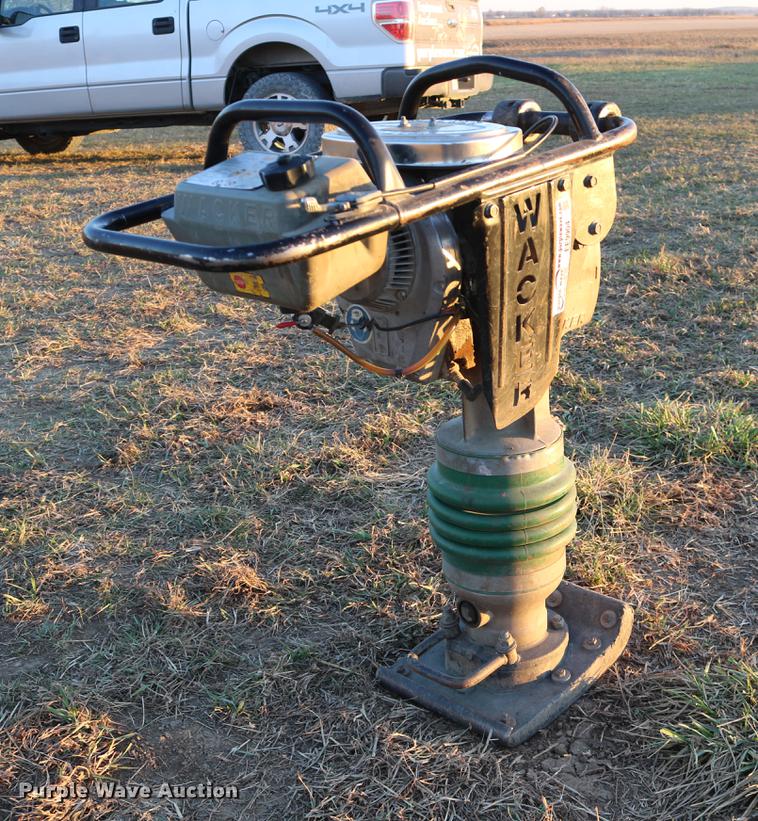 image for item EE9904 1997 Wacker BS604 rammer