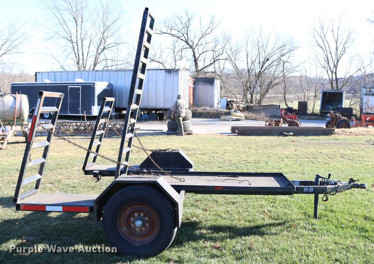 image for item EE9944 2001 R-B equipment trailer