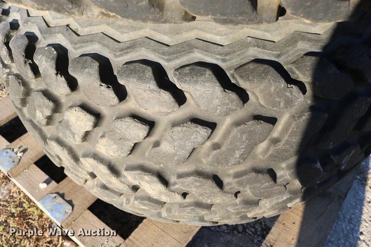 image for item EE9947 Firestone 18.4-16.1 tires and wheels