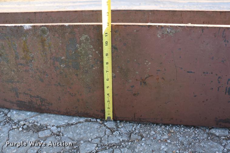 image for item EE9948 (2) steel lifting bars