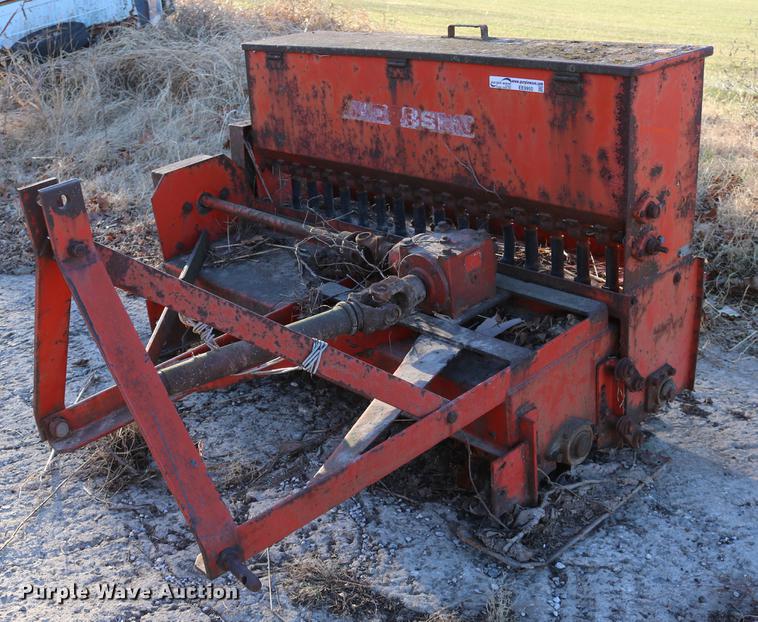 image for item EE9950 Jacobsen seeder
