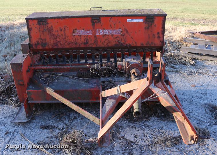 image for item EE9950 Jacobsen seeder