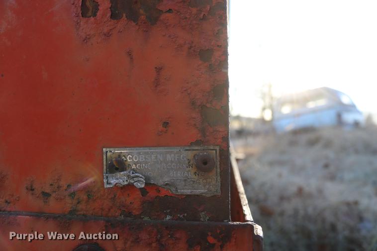 image for item EE9950 Jacobsen seeder