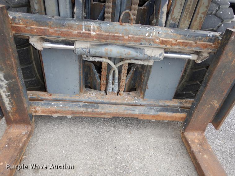 image for item J5599 Caterpillar GP25K forklift