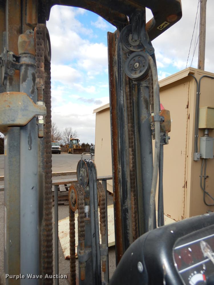 image for item J5599 Caterpillar GP25K forklift