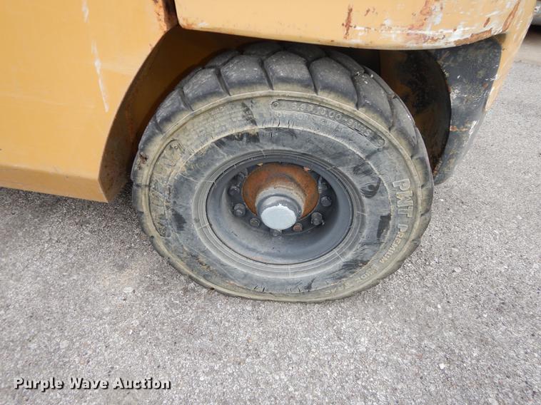 image for item J5599 Caterpillar GP25K forklift