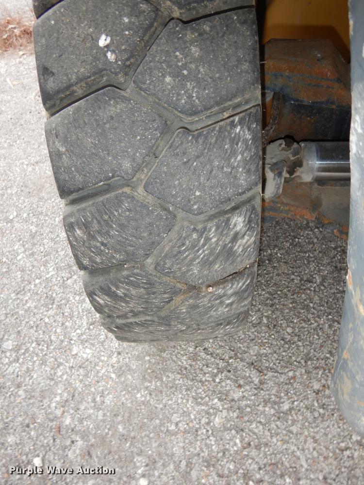 image for item J5599 Caterpillar GP25K forklift