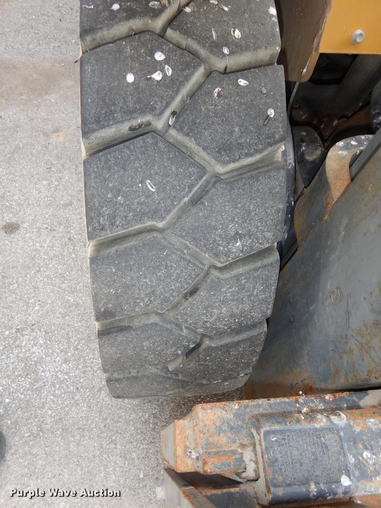 image for item J5599 Caterpillar GP25K forklift