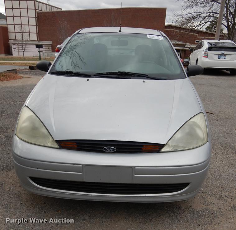 image for item J5600 2002 Ford Focus SE