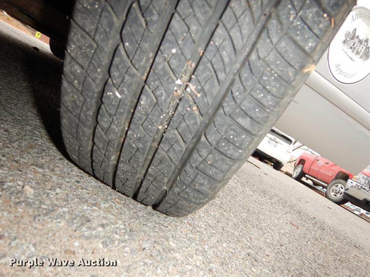 image for item J5600 2002 Ford Focus SE