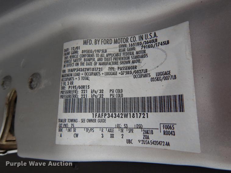 image for item J5600 2002 Ford Focus SE