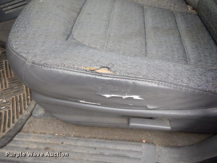 image for item J5602 2003 Ford Explorer SUV