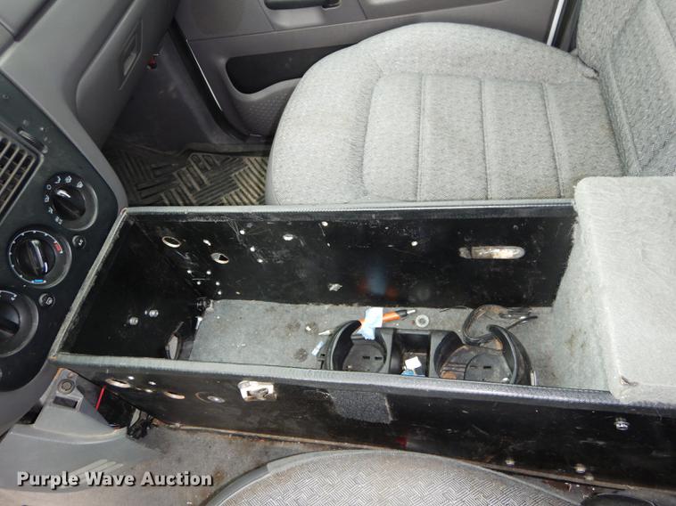 image for item J5602 2003 Ford Explorer SUV