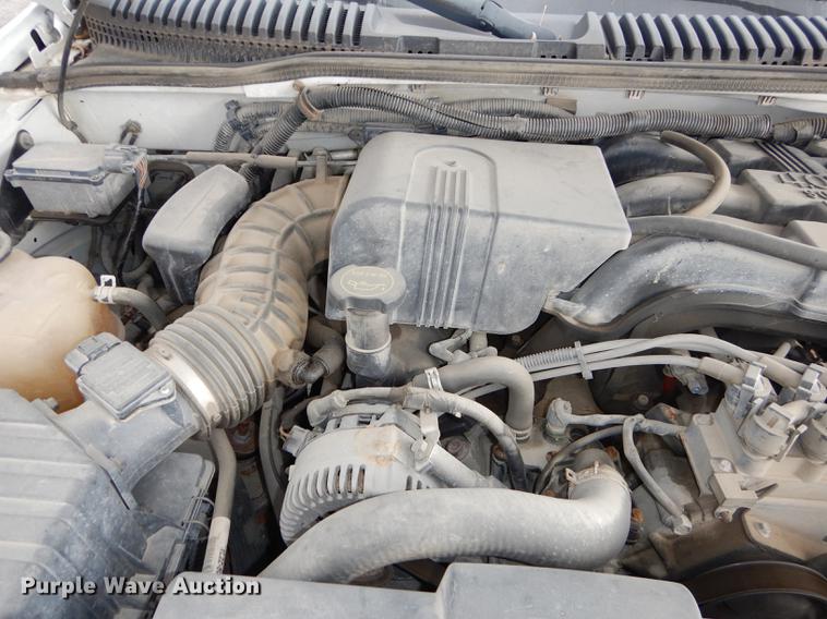 image for item J5602 2003 Ford Explorer SUV