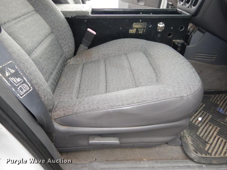 image for item J5602 2003 Ford Explorer SUV