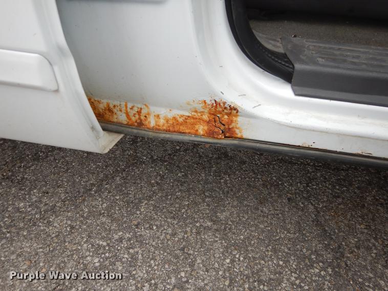 image for item J5602 2003 Ford Explorer SUV