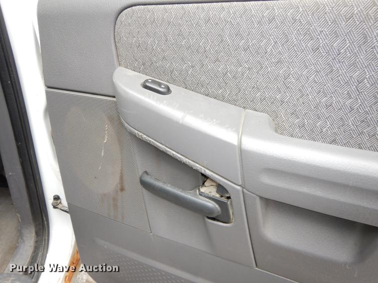 image for item J5602 2003 Ford Explorer SUV