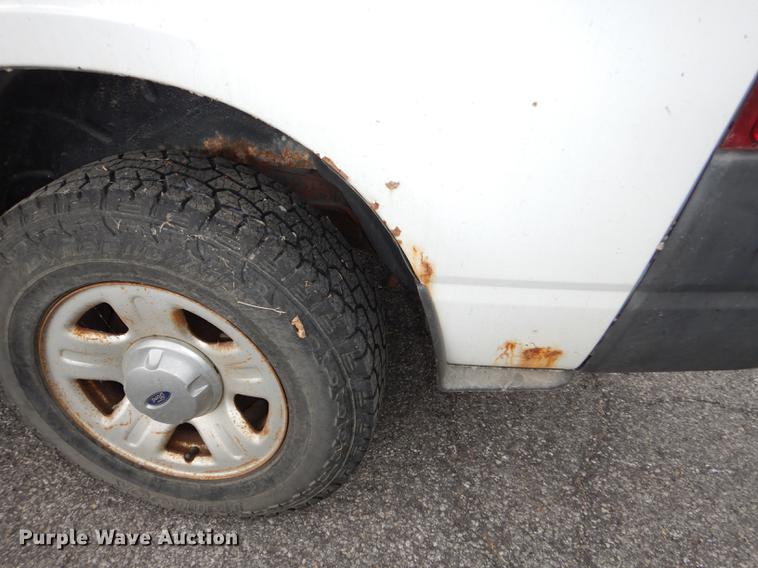 image for item J5602 2003 Ford Explorer SUV