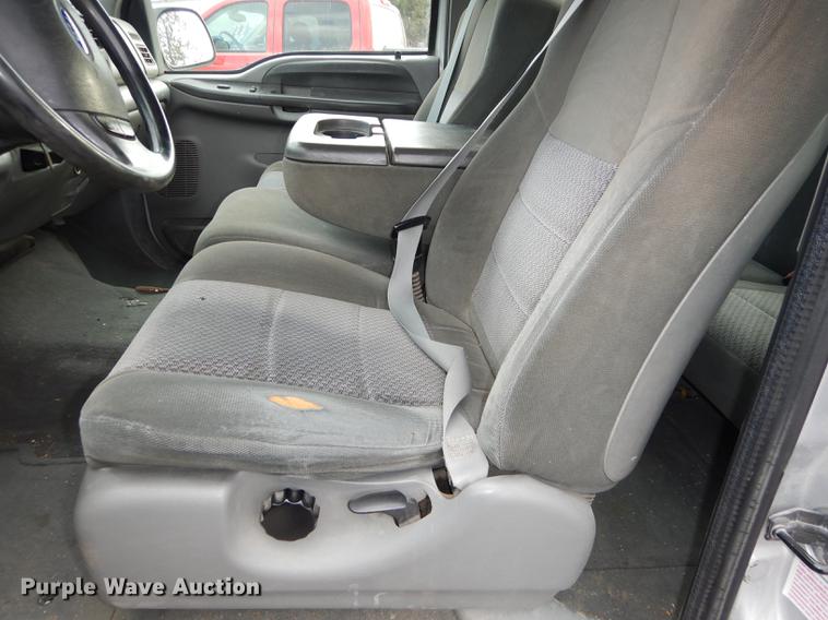 image for item J5624 2003 Ford F250 Super Duty XLT SuperCab pickup truck