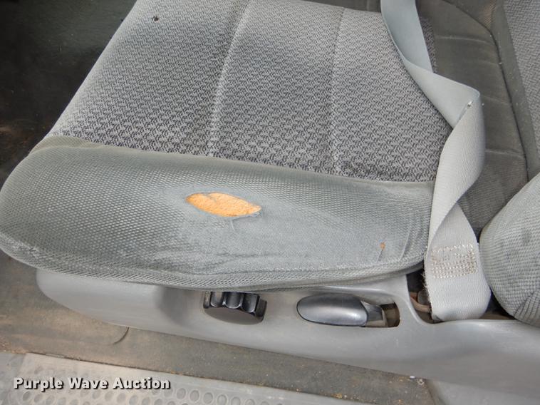 image for item J5624 2003 Ford F250 Super Duty XLT SuperCab pickup truck