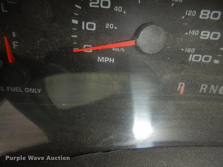 image for item J5624 2003 Ford F250 Super Duty XLT SuperCab pickup truck