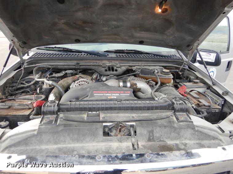 image for item J5624 2003 Ford F250 Super Duty XLT SuperCab pickup truck