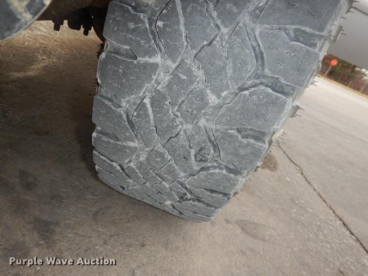 image for item J5624 2003 Ford F250 Super Duty XLT SuperCab pickup truck