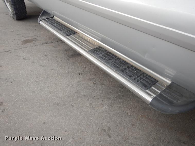 image for item J5624 2003 Ford F250 Super Duty XLT SuperCab pickup truck