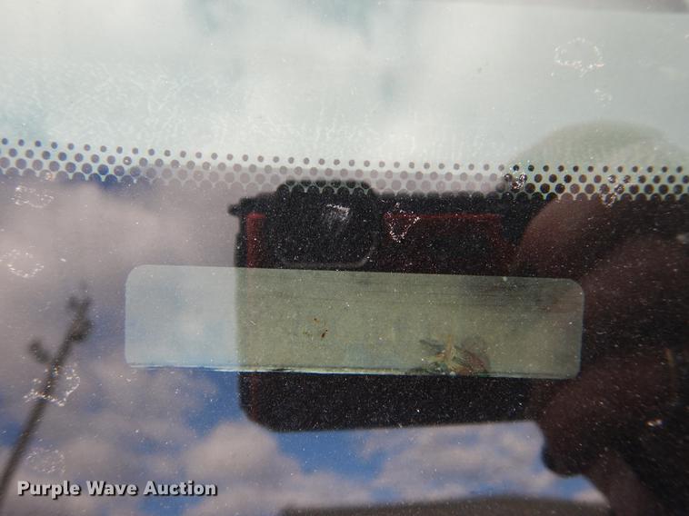 image for item J5624 2003 Ford F250 Super Duty XLT SuperCab pickup truck