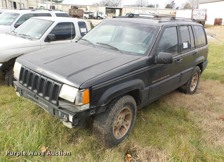 image for item K6306 1996 Jeep Grand Cherokee SUV