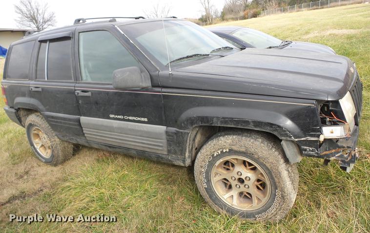 image for item K6306 1996 Jeep Grand Cherokee SUV