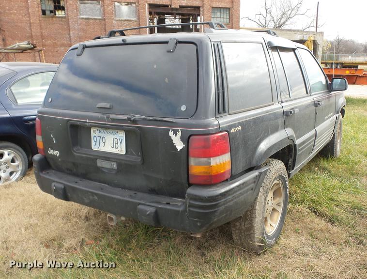 image for item K6306 1996 Jeep Grand Cherokee SUV