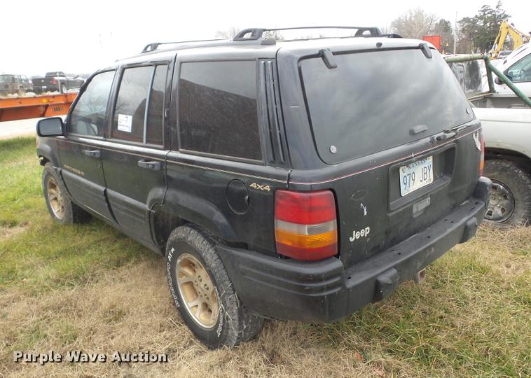 image for item K6306 1996 Jeep Grand Cherokee SUV