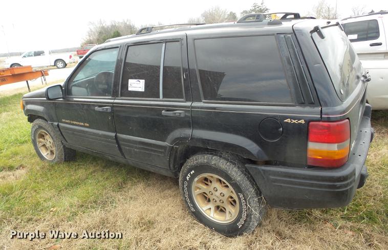 image for item K6306 1996 Jeep Grand Cherokee SUV