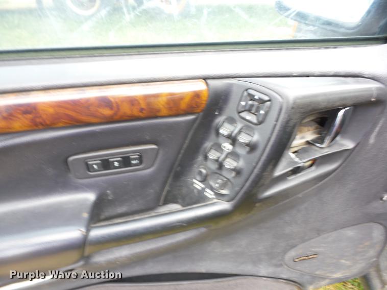 image for item K6306 1996 Jeep Grand Cherokee SUV