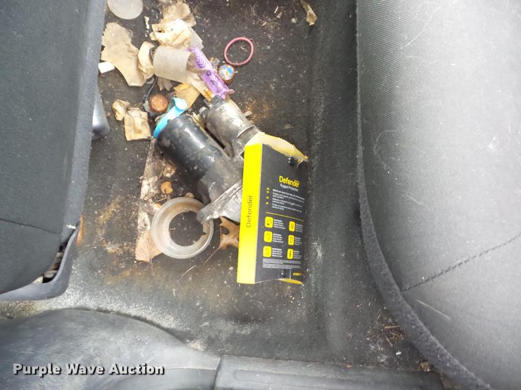 image for item K6307 2005 Dodge Neon