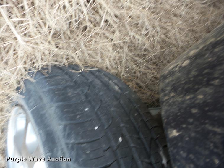 image for item K6307 2005 Dodge Neon