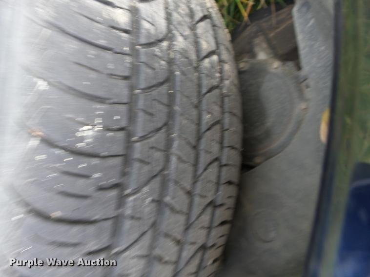 image for item K6307 2005 Dodge Neon