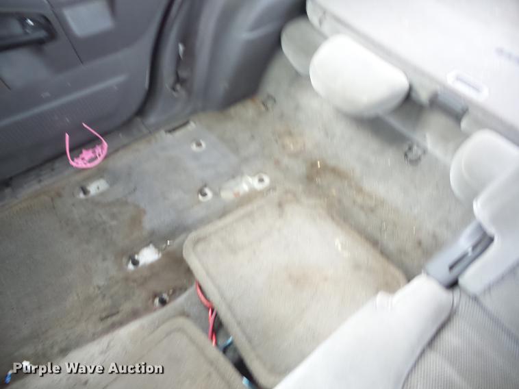 image for item K6308 2004 Ford Explorer SUV