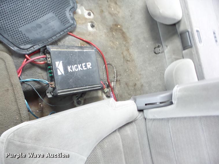 image for item K6308 2004 Ford Explorer SUV