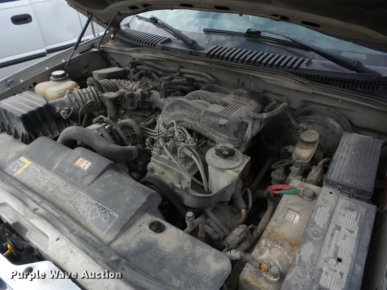 image for item K6308 2004 Ford Explorer SUV