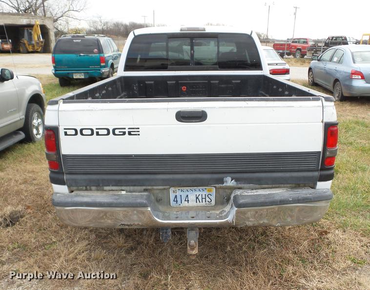 image for item K6309 2000 Dodge Ram 1500 Quad Cab pickup truck