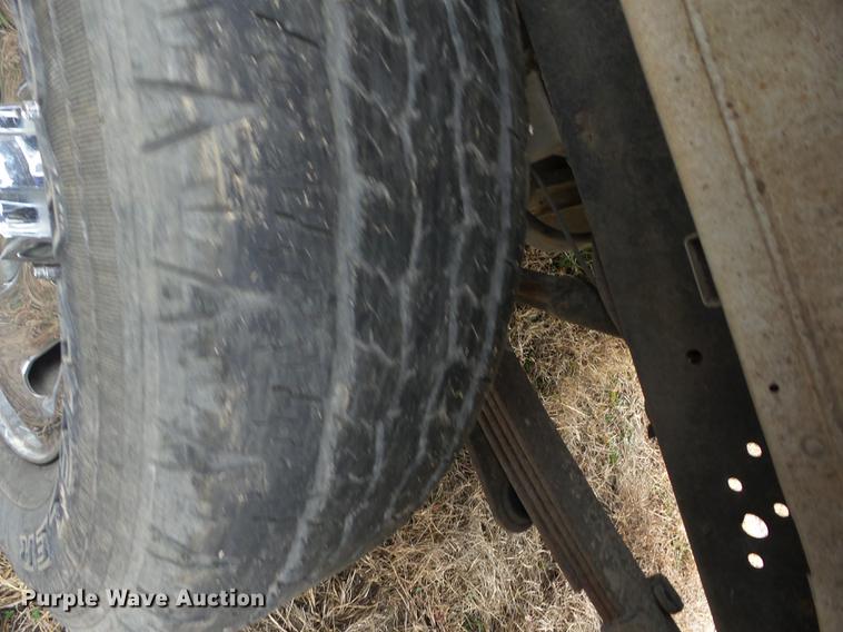 image for item K6309 2000 Dodge Ram 1500 Quad Cab pickup truck