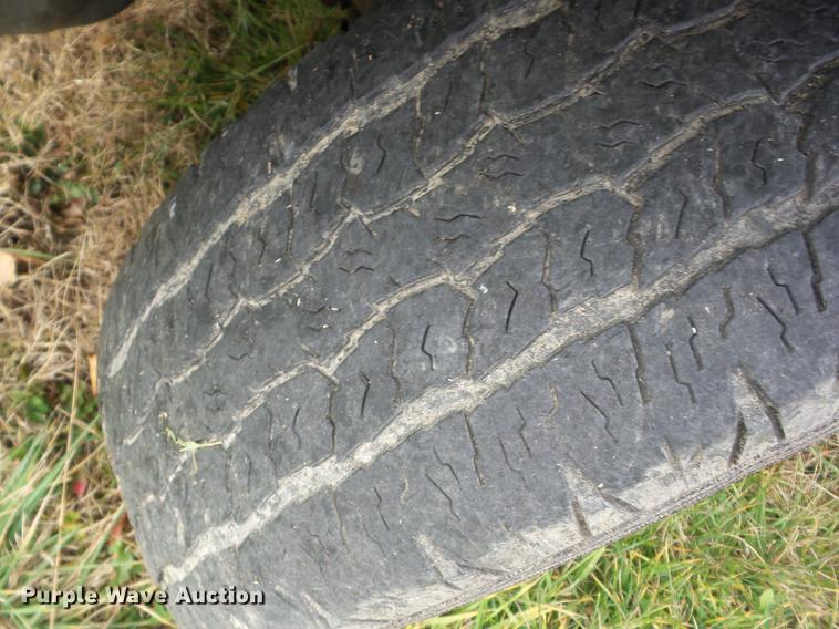 image for item K6309 2000 Dodge Ram 1500 Quad Cab pickup truck