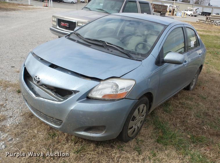 image for item K6311 2009 Toyota Yaris