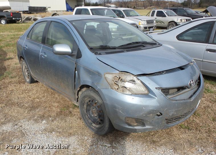 image for item K6311 2009 Toyota Yaris