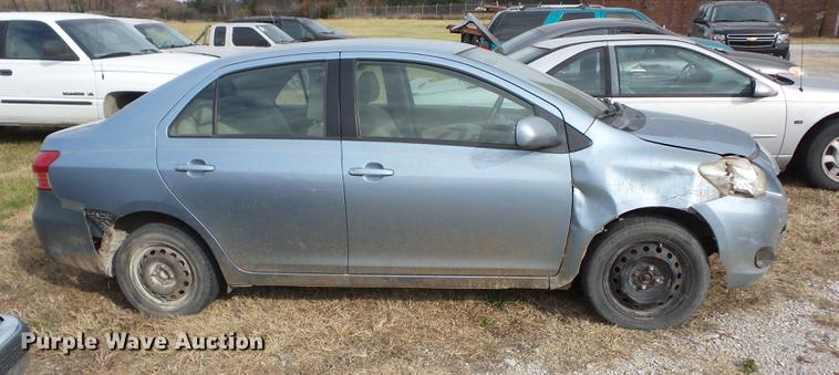 image for item K6311 2009 Toyota Yaris